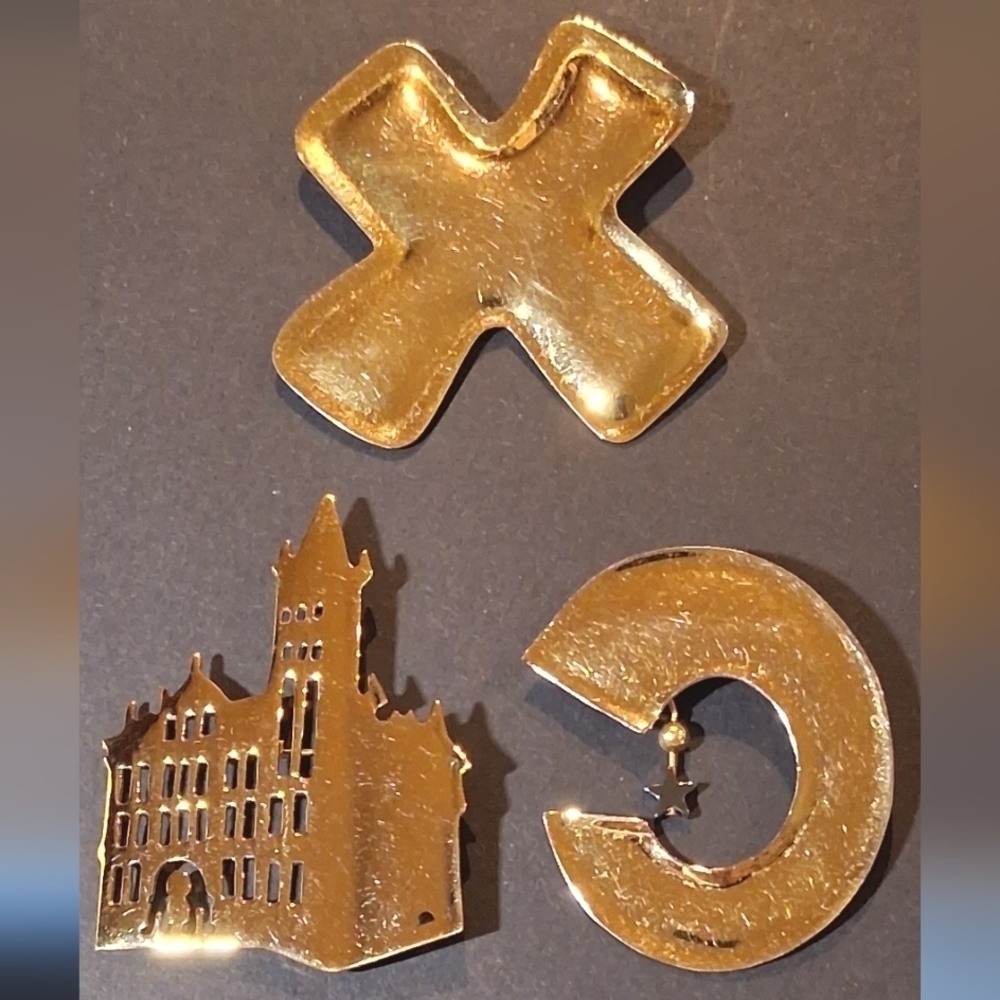 * SET Of 3 Sutton Hoo Carlton Ridge Gold Tone Pins Brooches